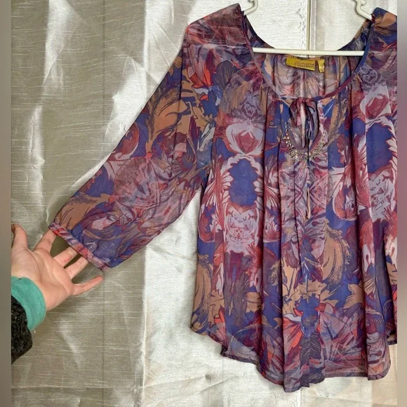 Princess Vera Wang blouse - Picture 6 of 7